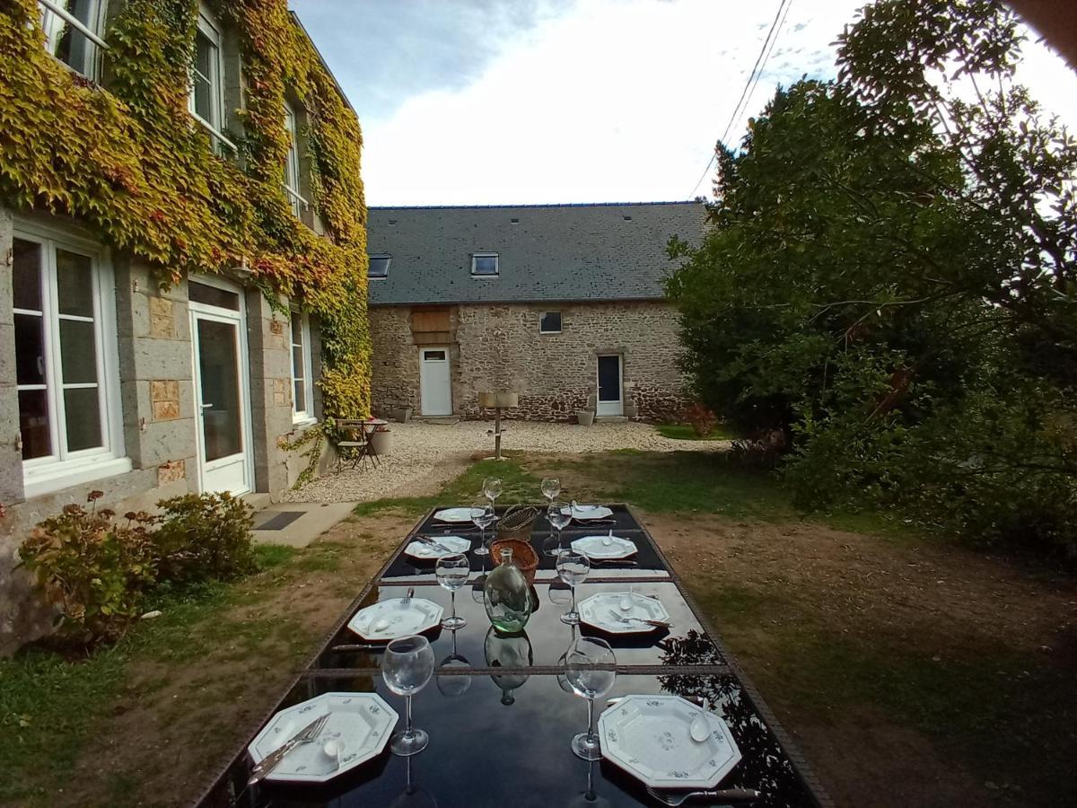 Domaine Des Tisseys Vue Sur Le Mont St Michel Dragey Exterior foto